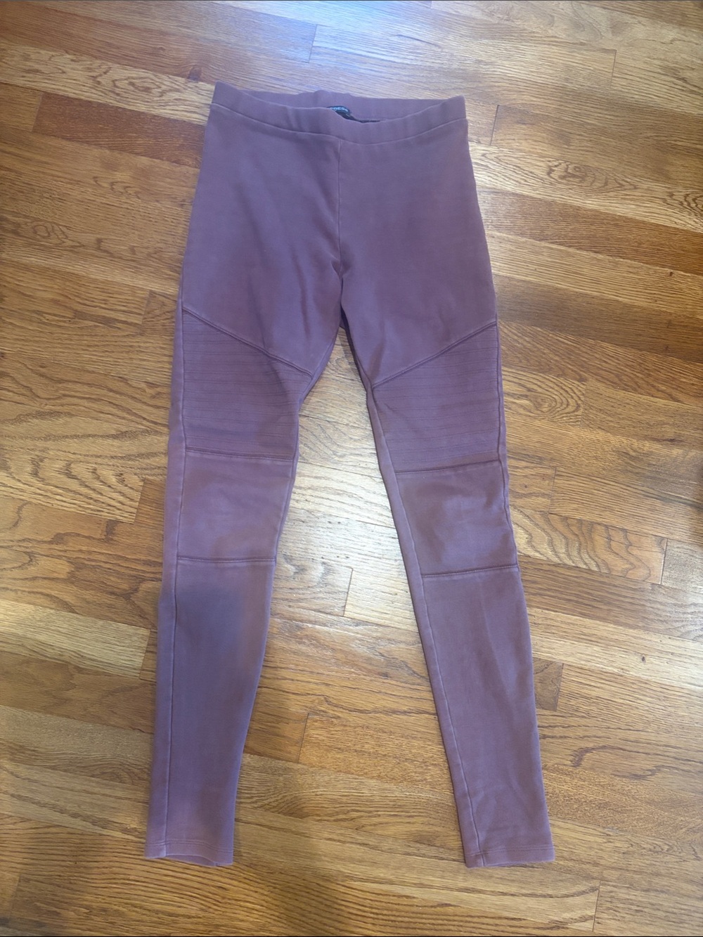Express Women’s Moto Jeggings in Mauve
